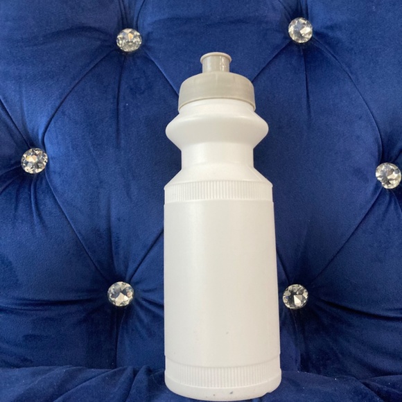 Backpack - Picture 8 of 8